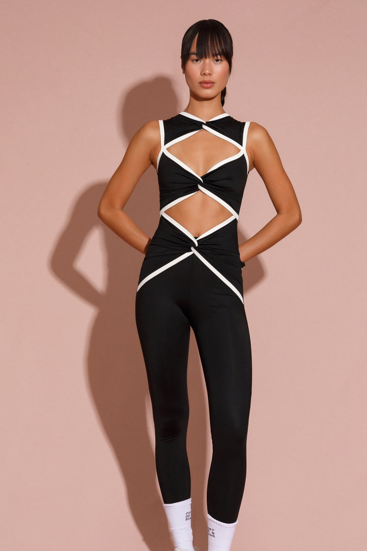 Lauren Rib Suit Black / Chantilly